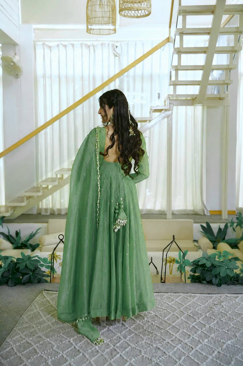 Mint Green Color Scalloped Neck Salsa Silk Gown