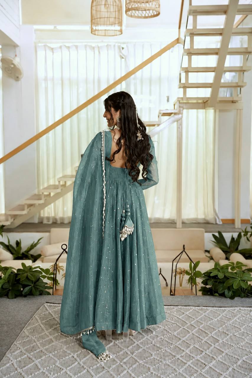 Rama Color Scalloped Neck Salsa Silk Gown