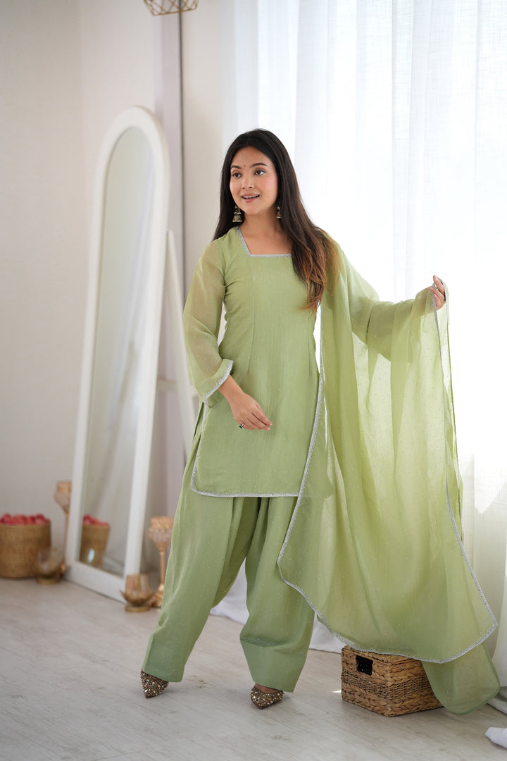 Pista Crunchy Silk Farshi Salwar Suit