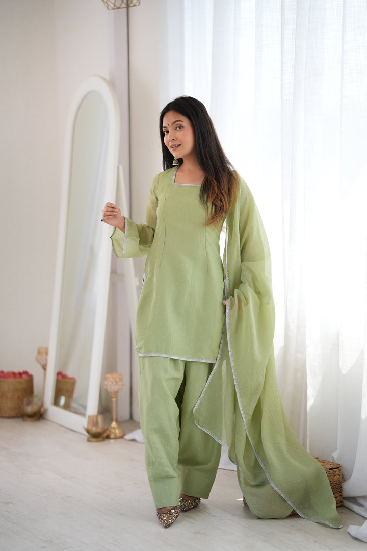 Pista Crunchy Silk Farshi Salwar Suit