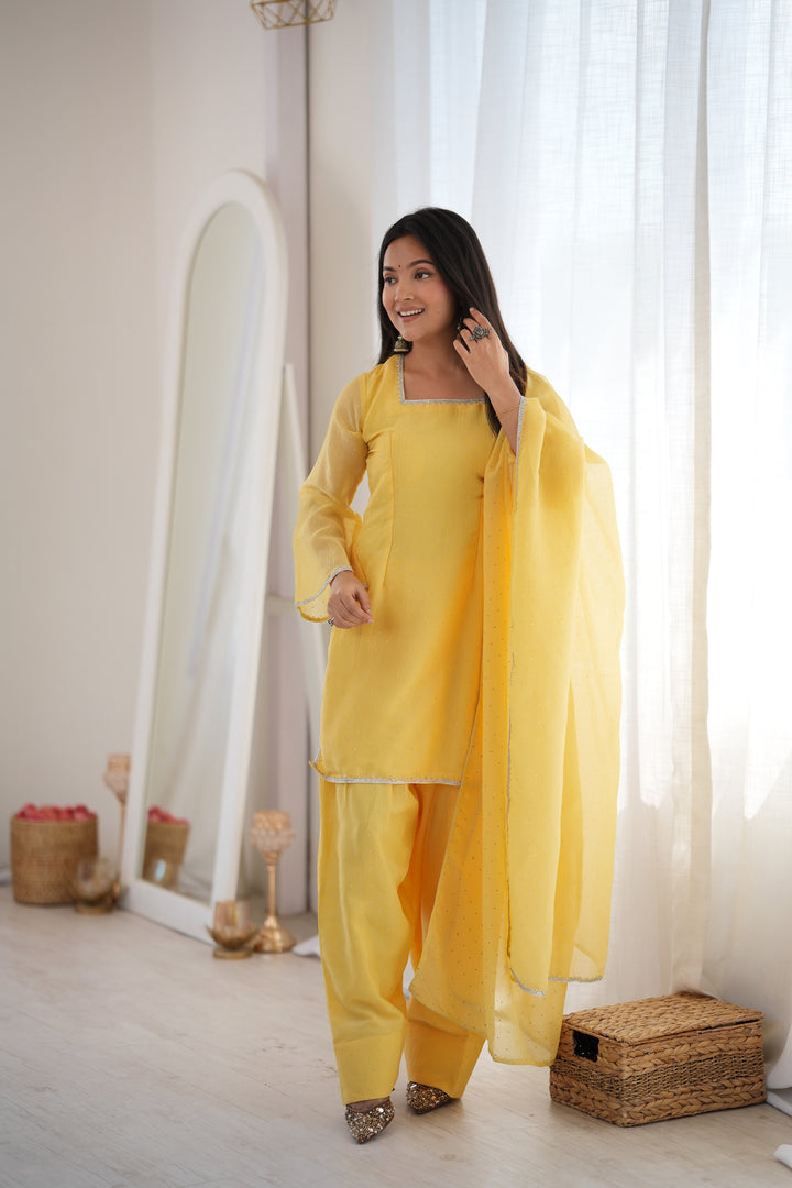 Yellow Crunchy Silk Farshi Salwar Suit
