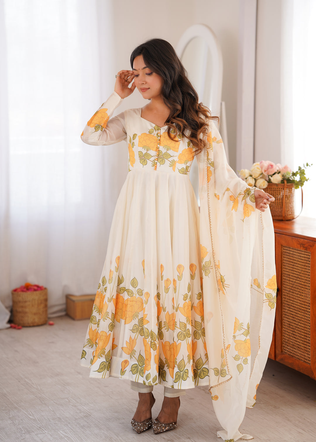 Off-White Floral Anarkali Kurta Pant Dupatta Set