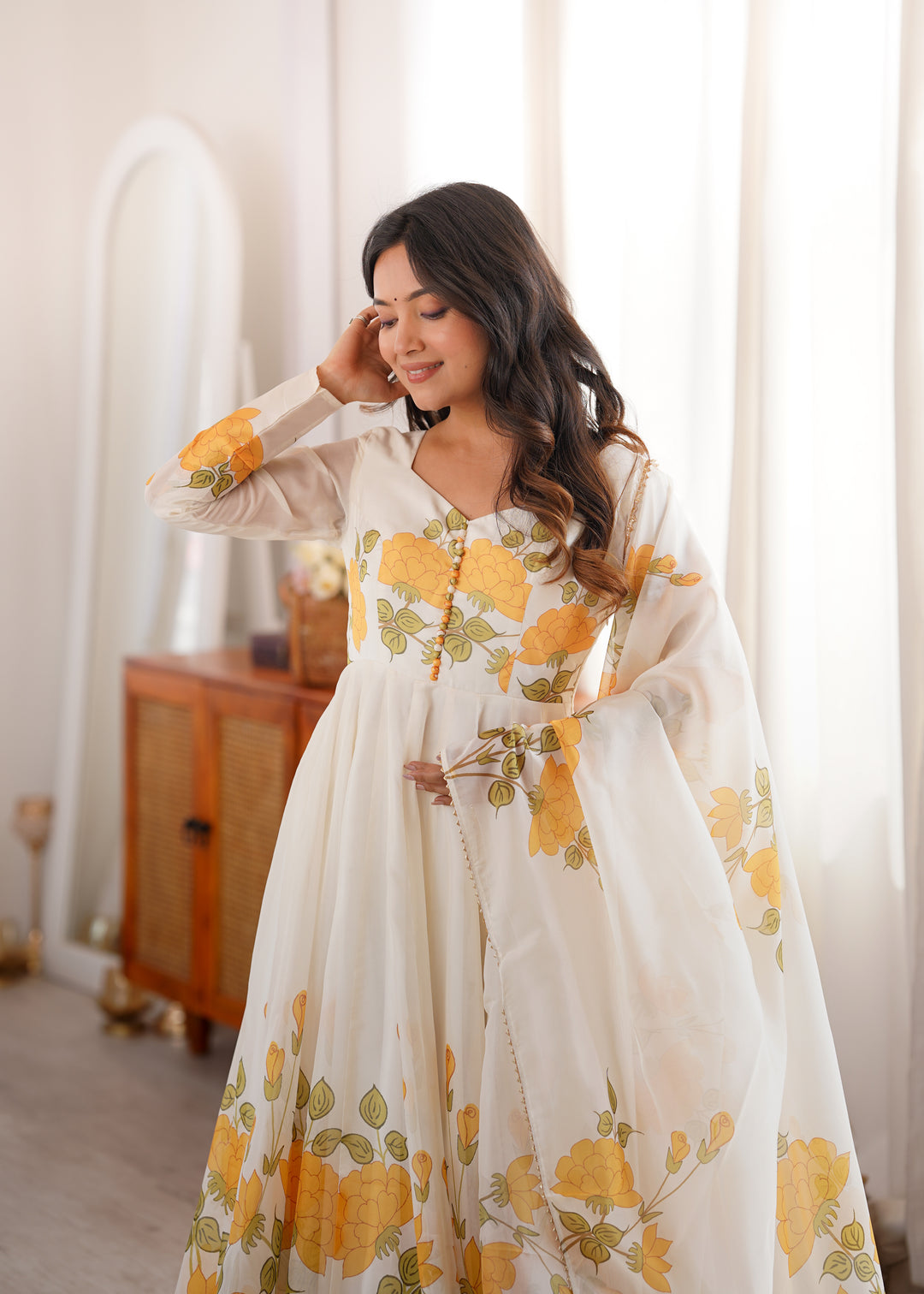 Off-White Floral Anarkali Kurta Pant Dupatta Set