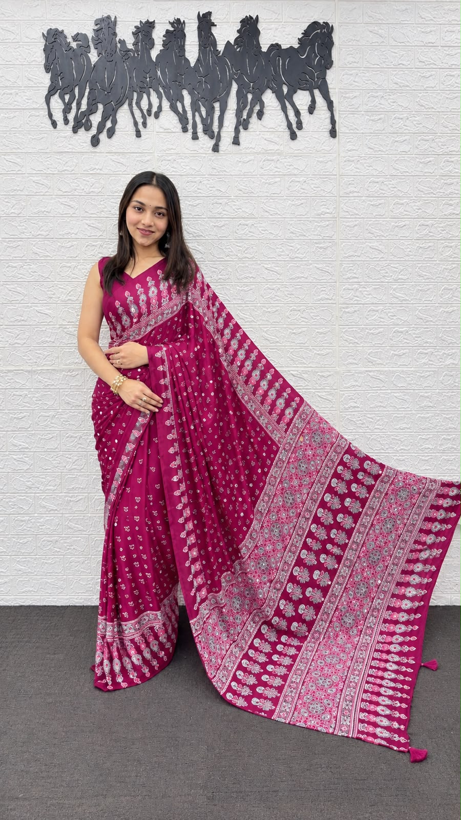 Rani Pink Bandhani And Paisley Printed Silk Saree