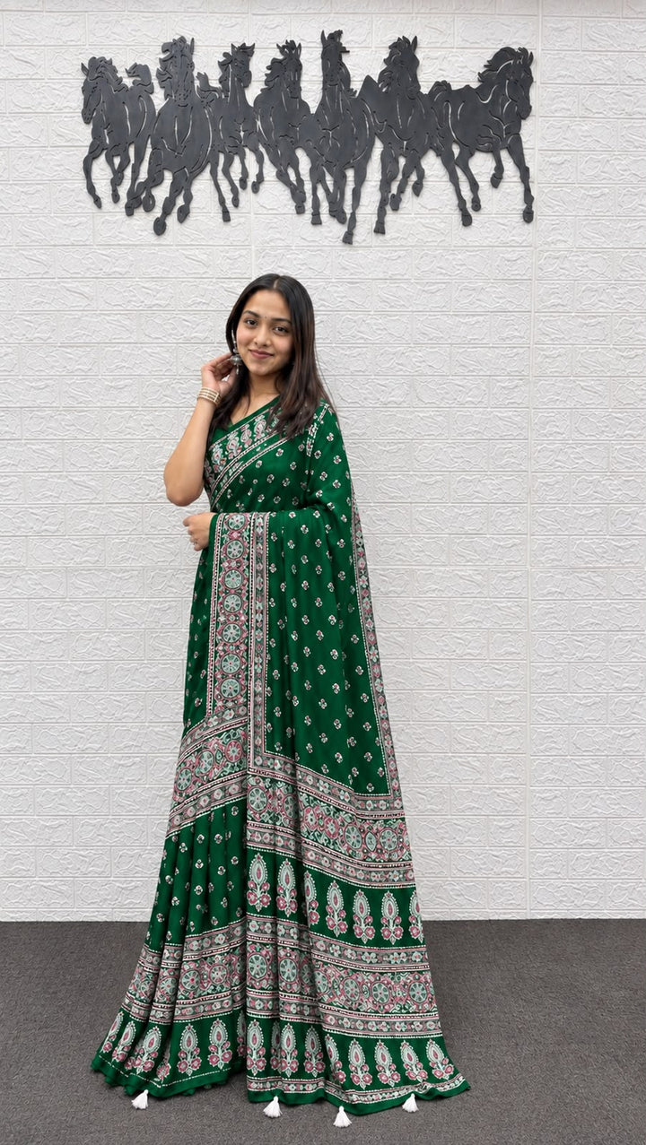 Green Bandhani And Paisley Printed Silk Saree