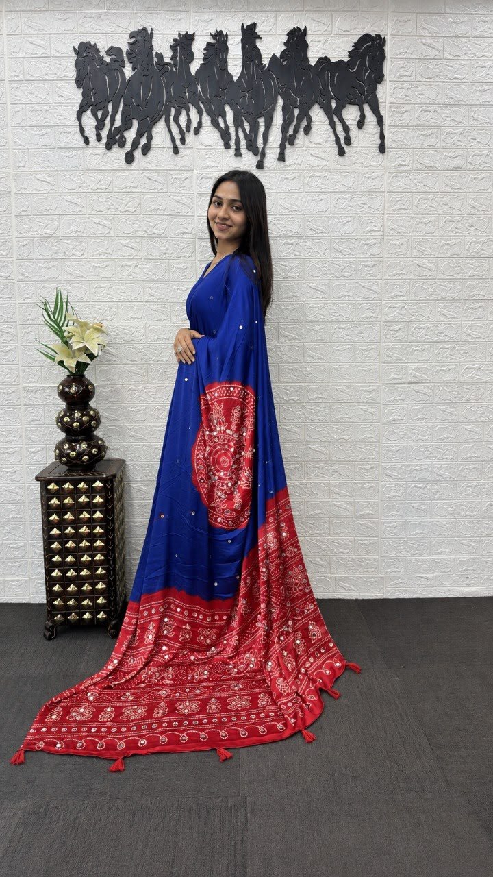 Royal Blue And Red Dual-Tone Bandhani Print Silk Saree