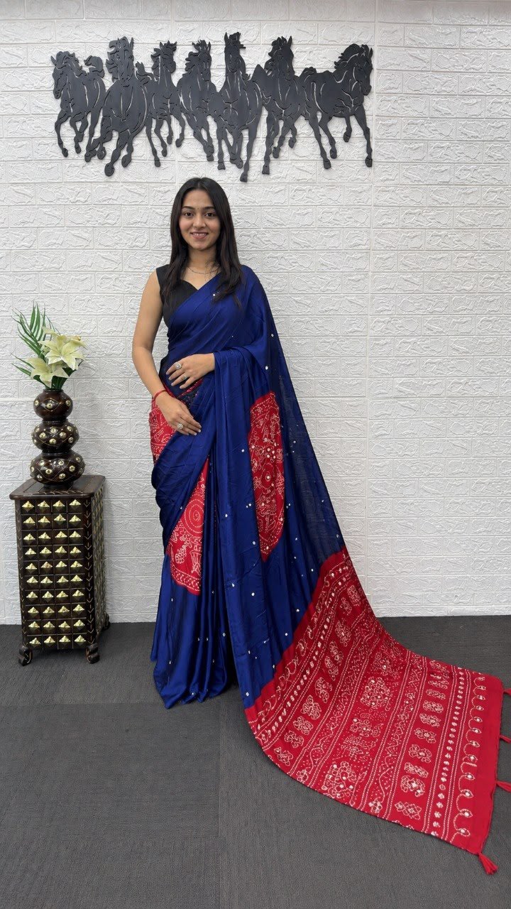 Royal Blue And Red Dual-Tone Bandhani Print Silk Saree